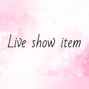 031 EXPRESS BLACK FLORAL BLOUSE SIZE M